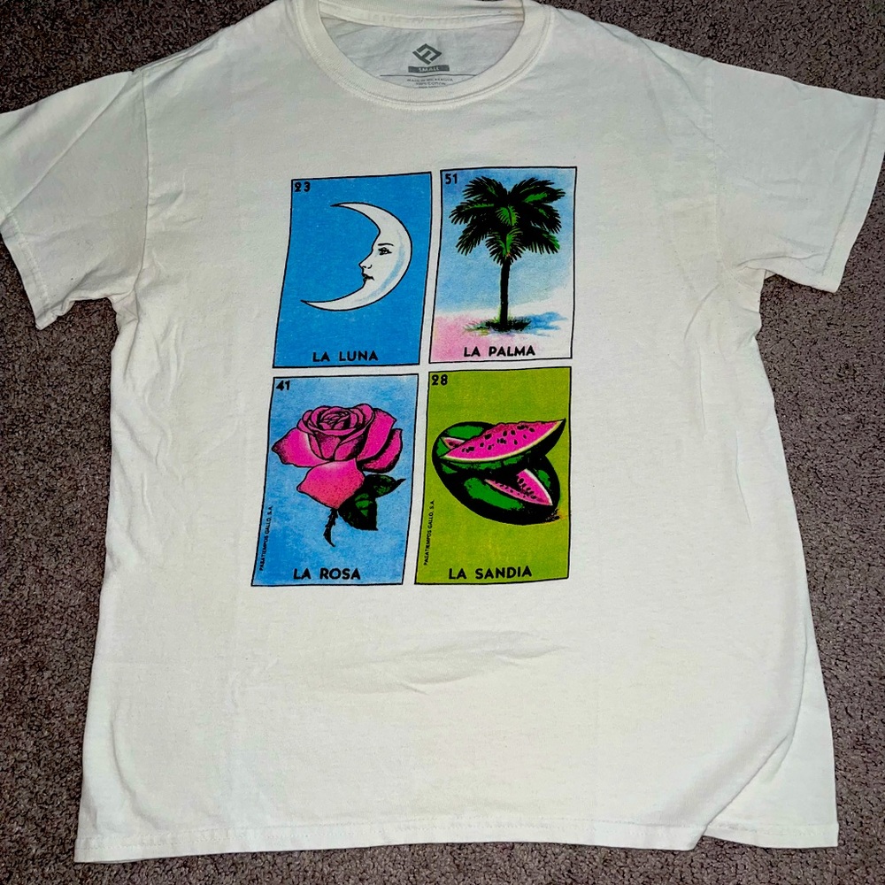 size: Small, Colors: white, green, red , other. Very nice , worn and good condo